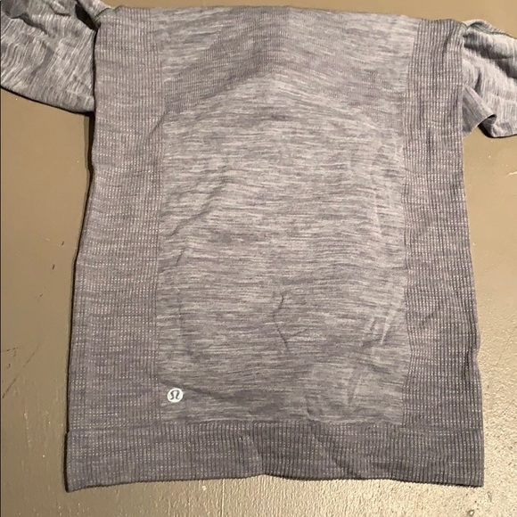 Lululemon pullover - Picture 3 of 4